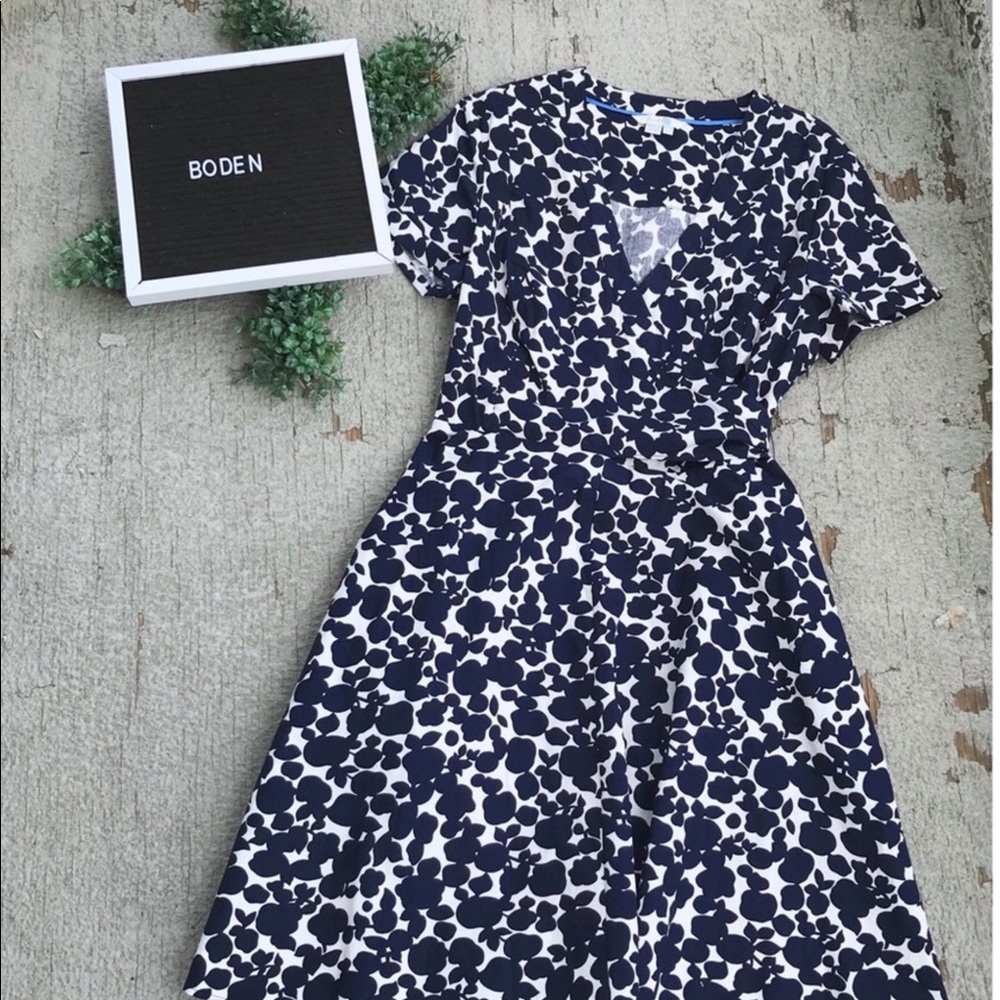 Boden Floral Print Surplice Wrap Dress